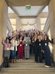 ◳ xIMG_7626 (edited 17.10.25 18:21:57) (png) → (šířka 215px)